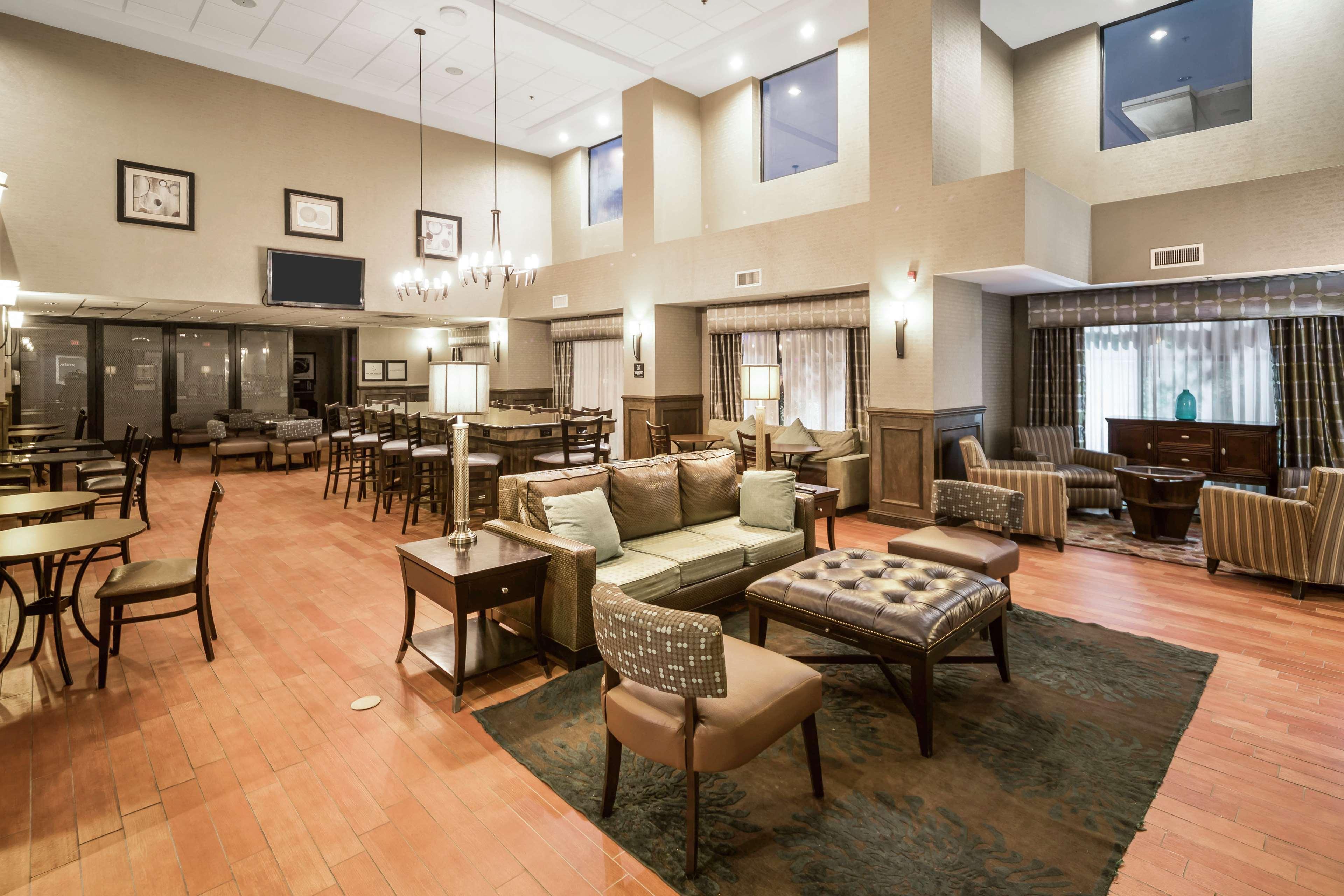 Hampton Inn Wilson Downtown Eksteriør bilde
