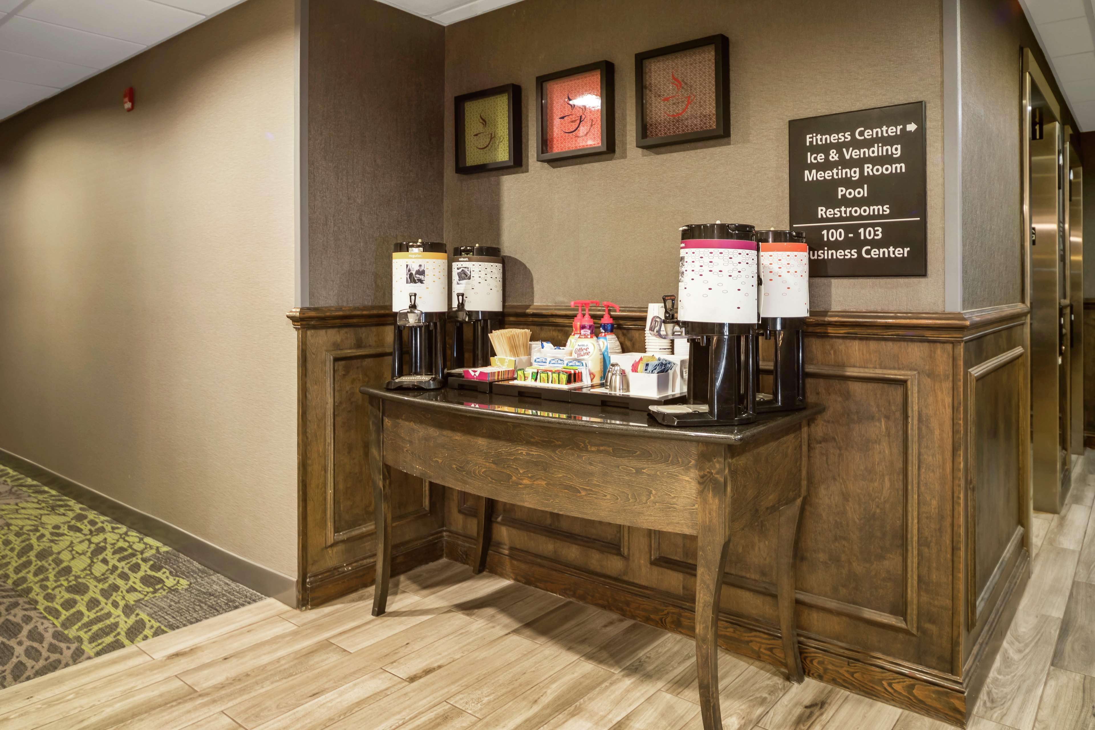 Hampton Inn Wilson Downtown Eksteriør bilde