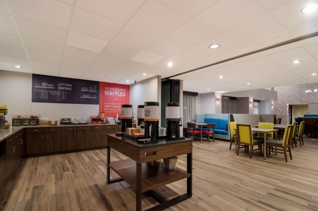 Hampton Inn Wilson Downtown Eksteriør bilde